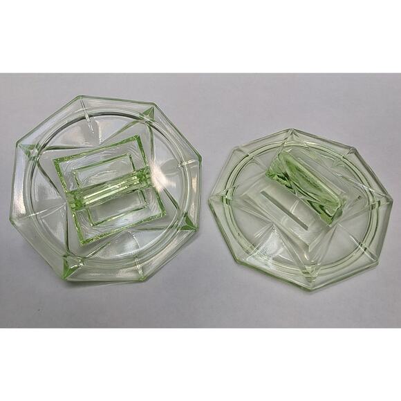 Pair of Art Deco Dresser set lids Vaseline Glass Veryhard to find - Picture 3 of 3